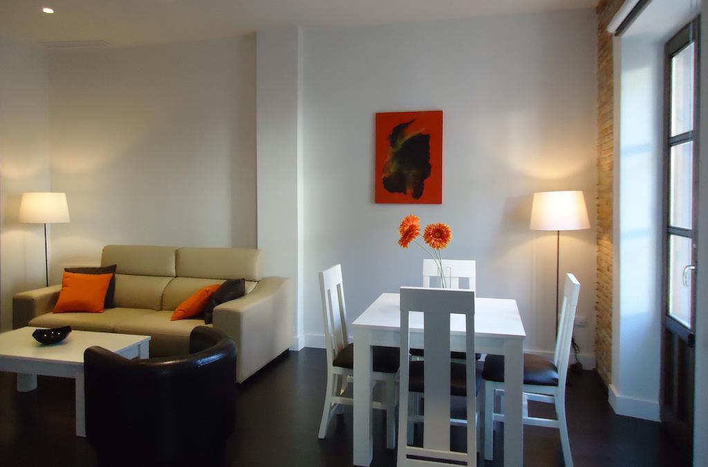 Apartamentos Turisticos Mauror Grenade Chambre photo